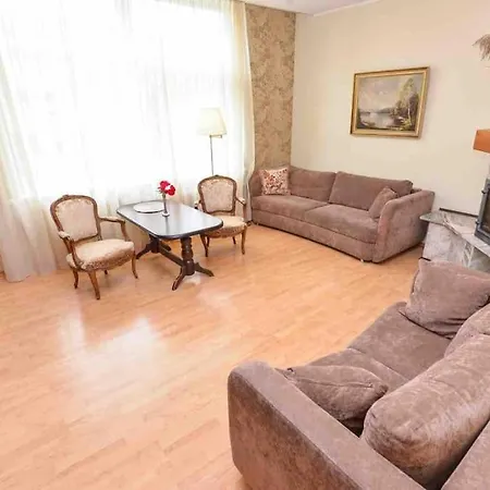 Central Family Apt 70 M2 With Free Parking & Private Entrance Lejlighed Druskininkai