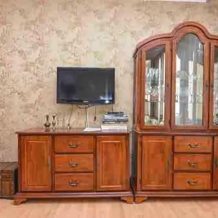 Central Family Apt 70 M2 With Free Parking & Private Entrance Lejlighed *