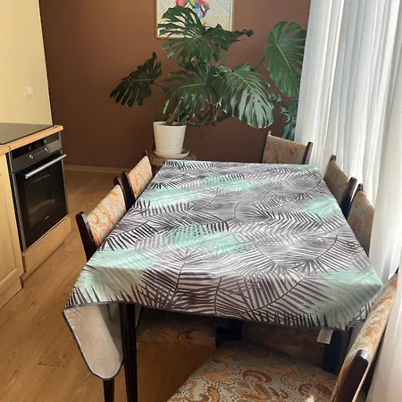 Central Family Apt 70 M2 With Free Parking & Private Entrance * Druskininkai